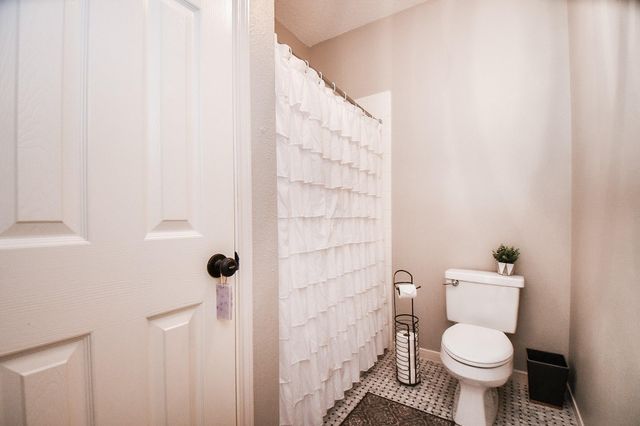 7634 Broken Oak Lane, Sugar Land, TX 77479