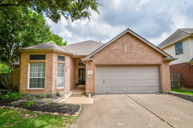 7634 Broken Oak Lane, Sugar Land, TX 77479