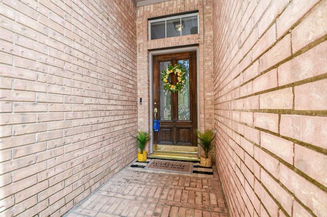 7634 Broken Oak Lane, Sugar Land, TX 77479