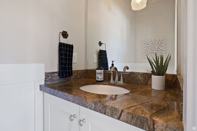 5976 W WOODSHIRE LN, Highland, UT 84003