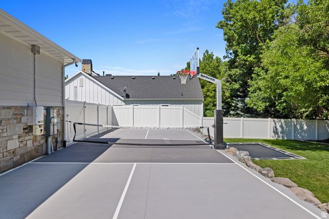 5976 W WOODSHIRE LN, Highland, UT 84003
