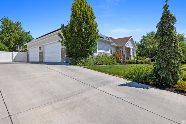5976 W WOODSHIRE LN, Highland, UT 84003