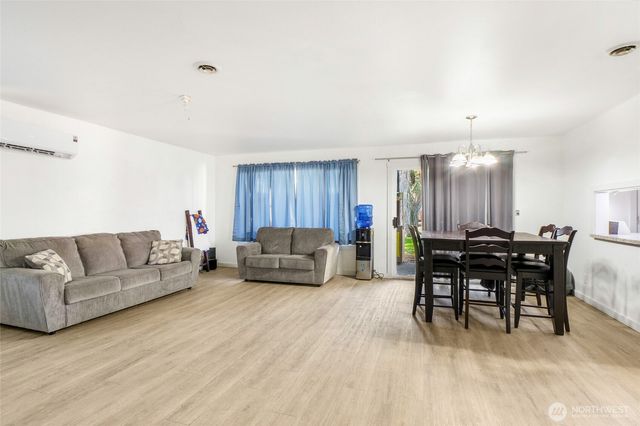167 Carswell Drive, Moses Lake, WA 98837