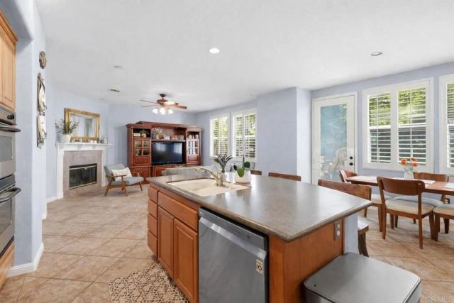 743 N Valley View Dr, Chula Vista, CA 91914