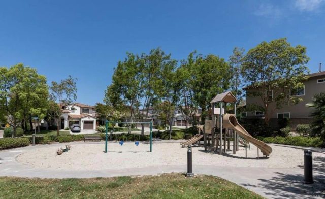 743 N Valley View Dr, Chula Vista, CA 91914