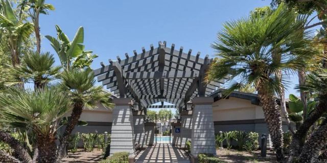 743 N Valley View Dr, Chula Vista, CA 91914