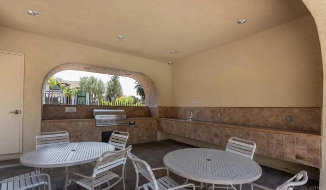 743 N Valley View Dr, Chula Vista, CA 91914