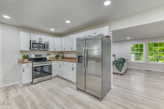 1841 Holston Drive, Bristol, TN 37620