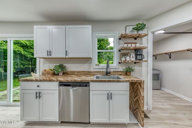 1841 Holston Drive, Bristol, TN 37620