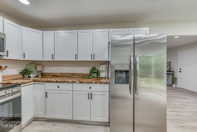 1841 Holston Drive, Bristol, TN 37620