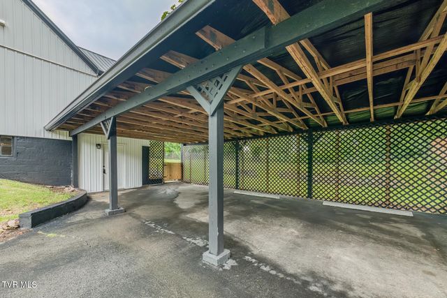 1841 Holston Drive, Bristol, TN 37620