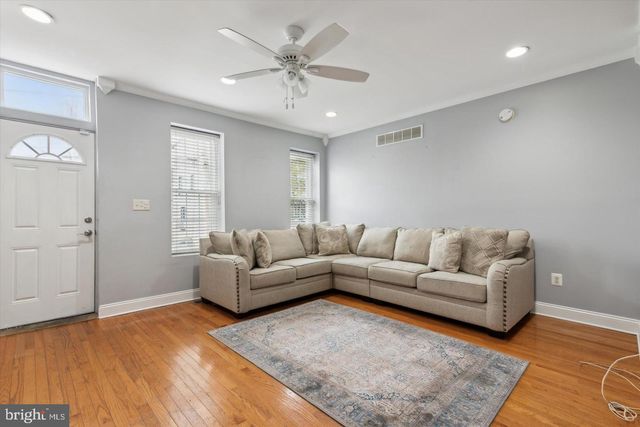 116 DAWSON ST, Philadelphia, PA 19127