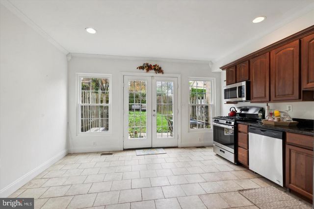 116 DAWSON ST, Philadelphia, PA 19127