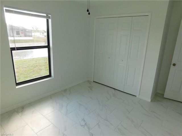 1510 NE 37th ST, Cape Coral, FL 33909