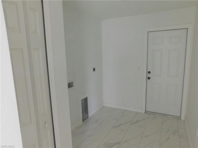 1510 NE 37th ST, Cape Coral, FL 33909