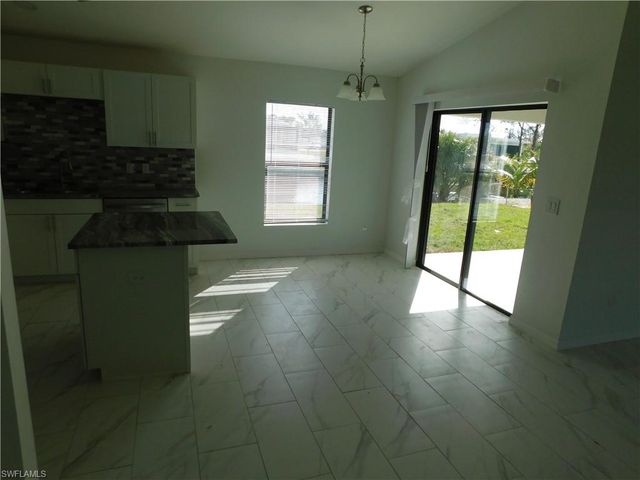 1510 NE 37th ST, Cape Coral, FL 33909