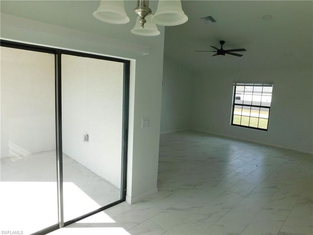 1510 NE 37th ST, Cape Coral, FL 33909