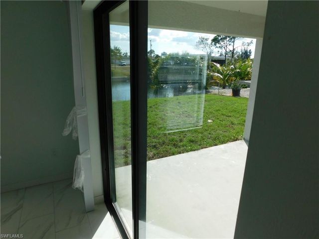 1510 NE 37th ST, Cape Coral, FL 33909