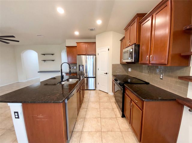 5325 Cicero DR, Belton, TX 76513