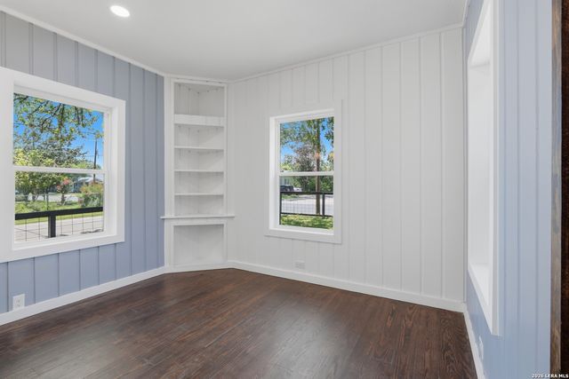 520 Frost Street, San Antonio, TX 78201