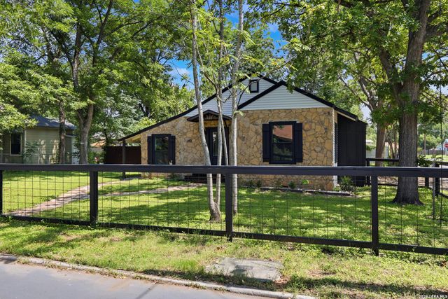 520 Frost Street, San Antonio, TX 78201