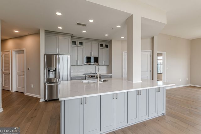 3040 Peachtree Road NW 1611, Atlanta, GA 30305