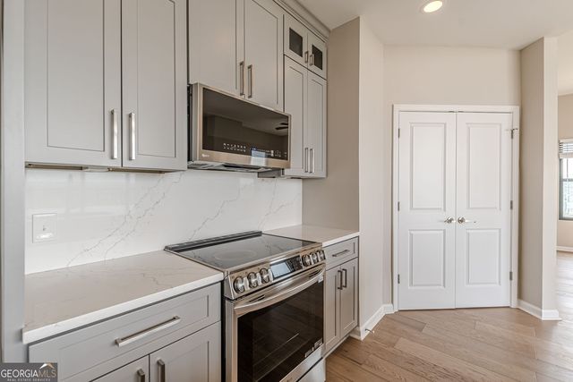 3040 Peachtree Road NW 1611, Atlanta, GA 30305