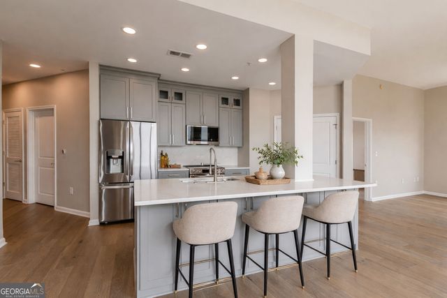 3040 Peachtree Road NW 1611, Atlanta, GA 30305