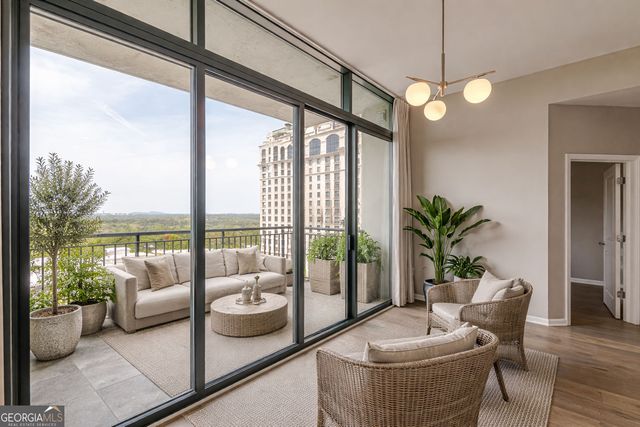 3040 Peachtree Road NW 1611, Atlanta, GA 30305