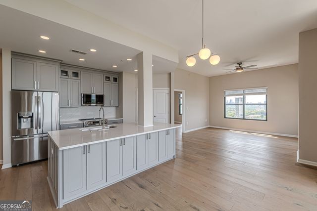 3040 Peachtree Road NW 1611, Atlanta, GA 30305