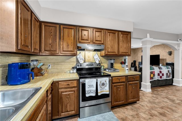 1105 Westridge Lane, Rogers, AR 72756