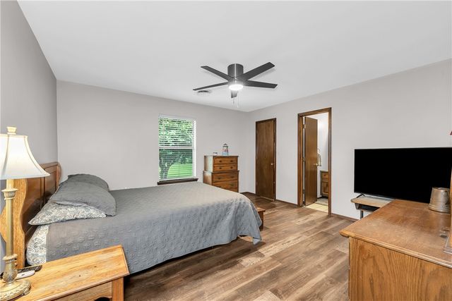 1105 Westridge Lane, Rogers, AR 72756