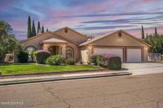 1091 Fran Drive, Las Cruces, NM 88007