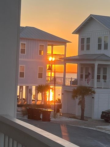 1454 Seaside Circle, Navarre, FL 32566