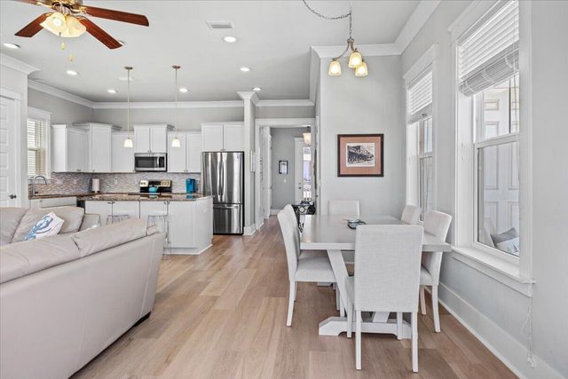 1454 Seaside Circle, Navarre, FL 32566