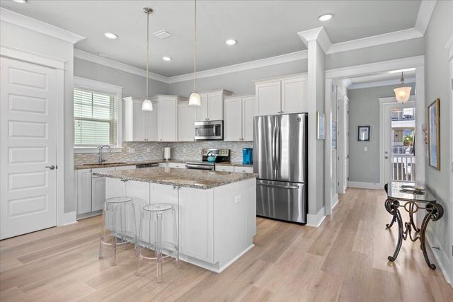1454 Seaside Circle, Navarre, FL 32566