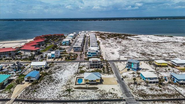 1454 Seaside Circle, Navarre, FL 32566