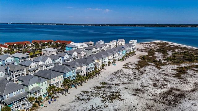 1454 Seaside Circle, Navarre, FL 32566