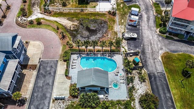 1454 Seaside Circle, Navarre, FL 32566