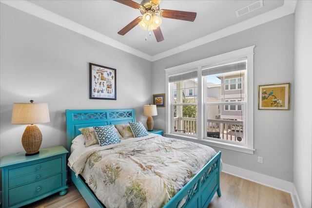 1454 Seaside Circle, Navarre, FL 32566