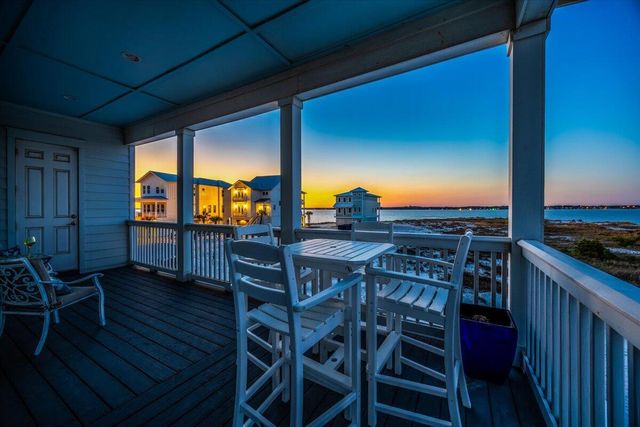 1454 Seaside Circle, Navarre, FL 32566