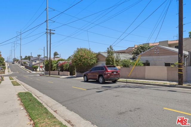 17202 Grevillea Avenue, Lawndale, CA 90260