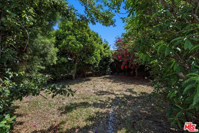 17202 Grevillea Avenue, Lawndale, CA 90260