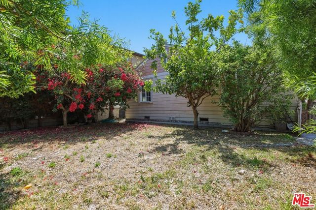 17202 Grevillea Avenue, Lawndale, CA 90260