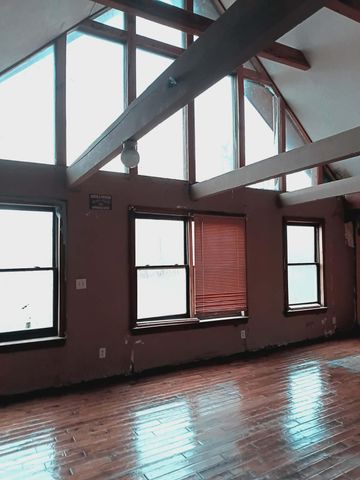 1605 Tennessee Ridge Road, Parksville, KY 40464