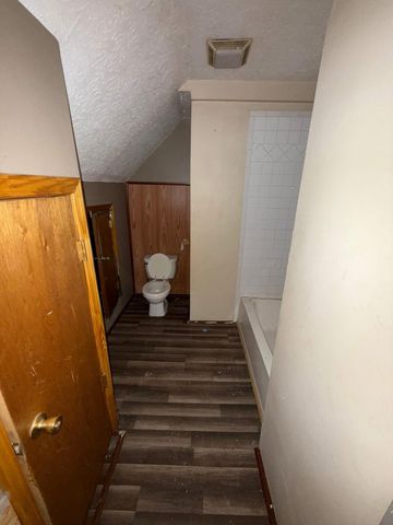 1605 Tennessee Ridge Road, Parksville, KY 40464