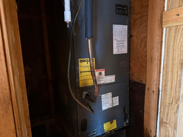 1605 Tennessee Ridge Road, Parksville, KY 40464