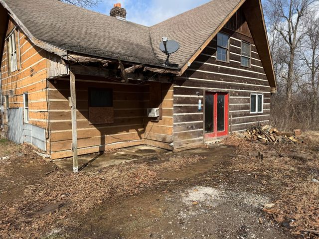 1605 Tennessee Ridge Road, Parksville, KY 40464