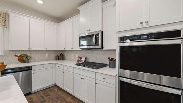1767 Goodwin Drive, Hampton, GA 30228