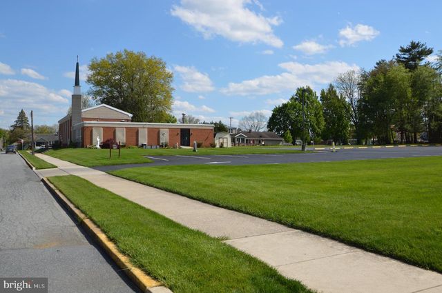 230 ADELE AVE, Manheim, PA 17545